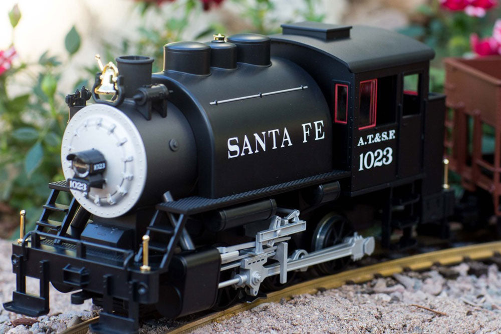 Santa Fe (SF) Freight R/C Starter Set (G-Scale)