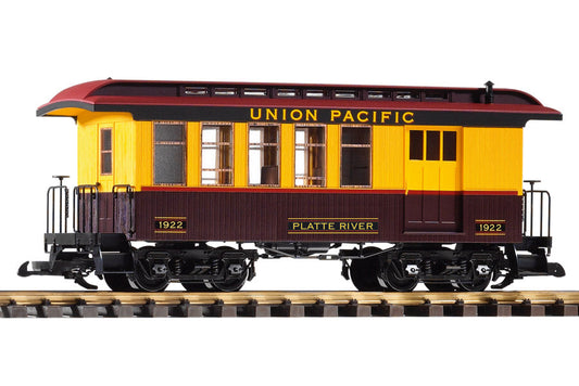 Union Pacific Wood Combine #1922 (G-Scale)